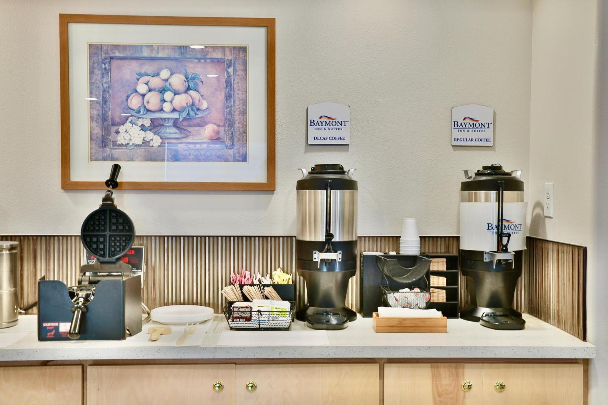 Baymont By Wyndham Tucson Airport Hotel Eksteriør billede