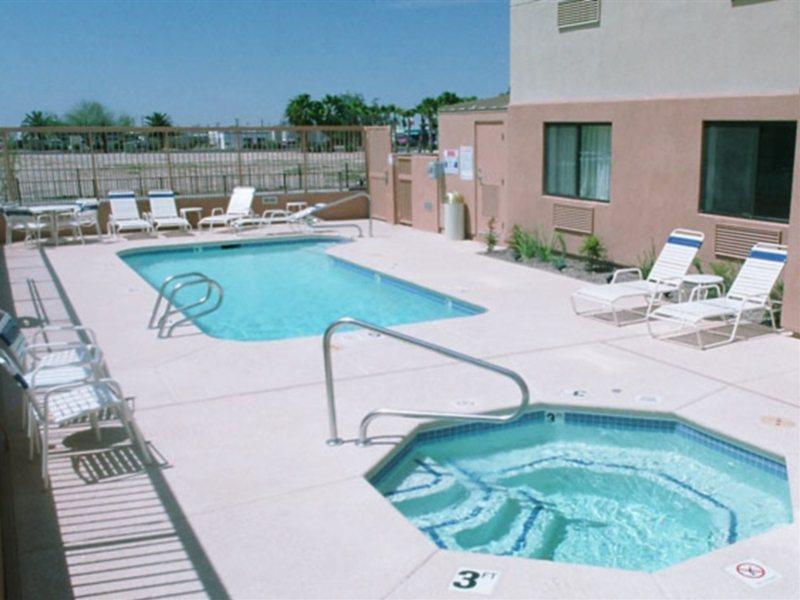 Baymont By Wyndham Tucson Airport Hotel Eksteriør billede