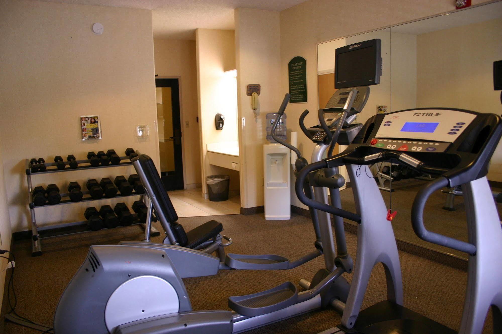 Baymont By Wyndham Tucson Airport Hotel Eksteriør billede